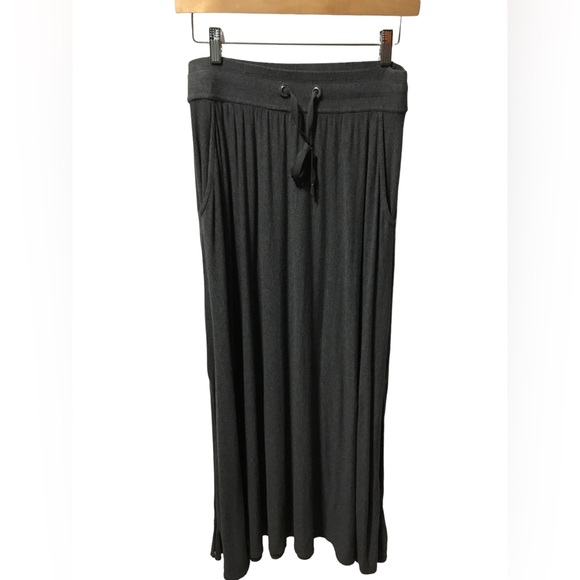 Athleta Dresses & Skirts - Athleta Heather Gray Maxi Skirt Size Medium EUC